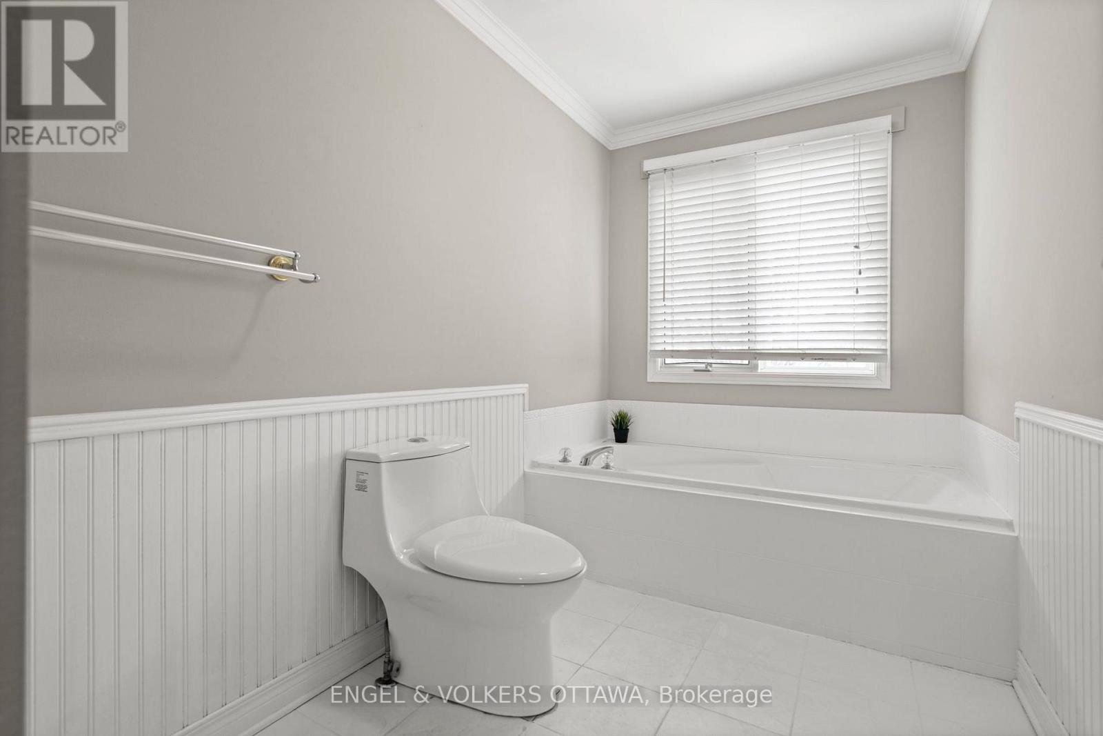 37 Laumann Court, Ottawa, Ontario  K2S 1V9 - Photo 21 - X12938474