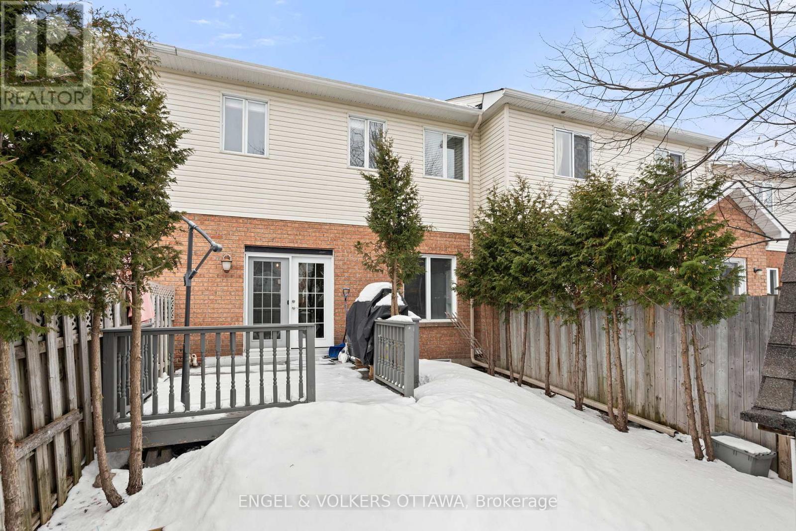 37 Laumann Court, Ottawa, Ontario  K2S 1V9 - Photo 36 - X12938474