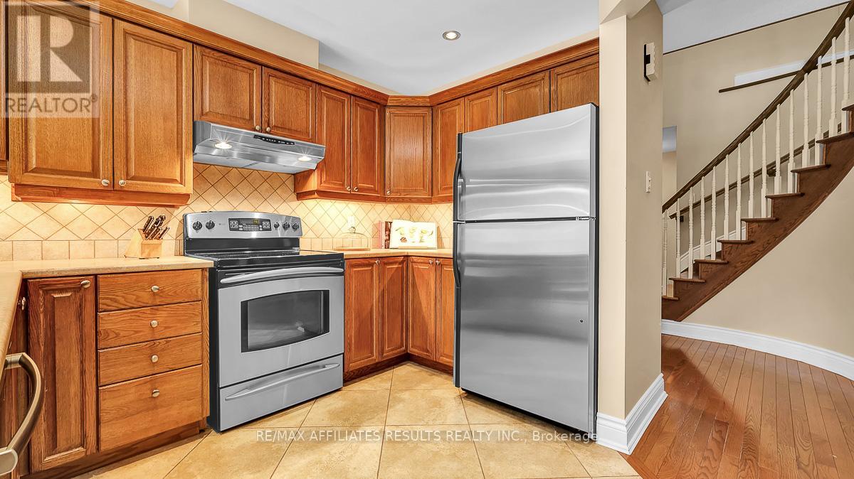 1789 Turnberry Road, Ottawa, Ontario  K1E 3V1 - Photo 19 - X12938698