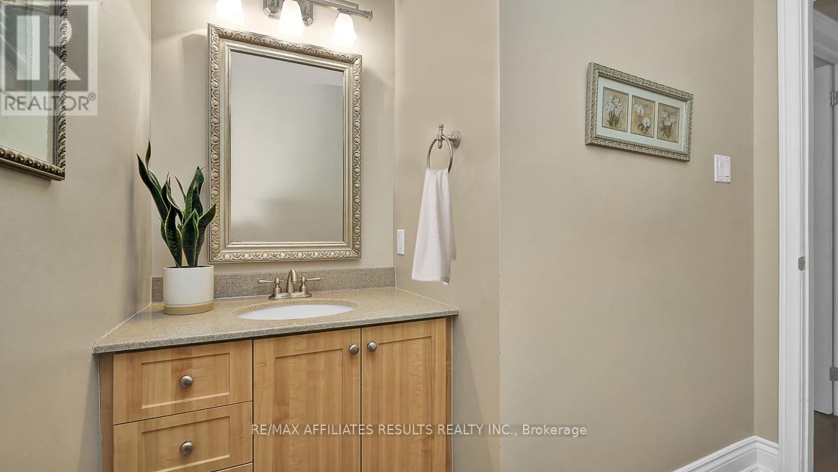 1789 Turnberry Road, Ottawa, Ontario  K1E 3V1 - Photo 26 - X12938698