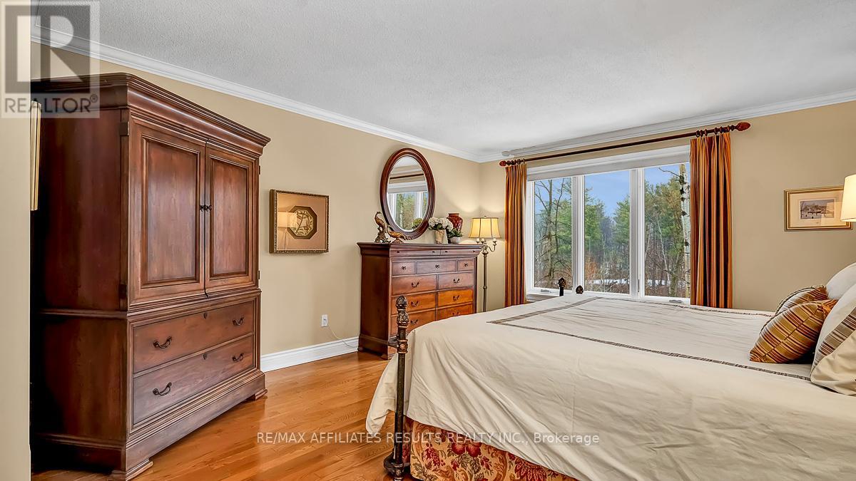 1789 Turnberry Road, Ottawa, Ontario  K1E 3V1 - Photo 28 - X12938698