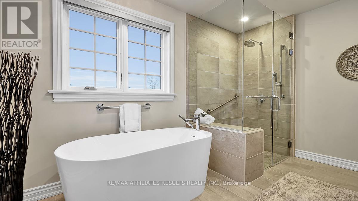 1789 Turnberry Road, Ottawa, Ontario  K1E 3V1 - Photo 31 - X12938698