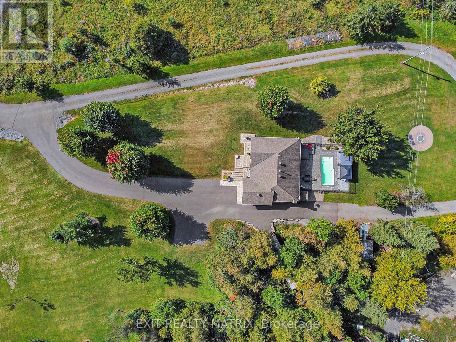 6560 County Rd 17 Road, Alfred And Plantagenet, Ontario  K0B 1L0 - Photo 2 - X12938742