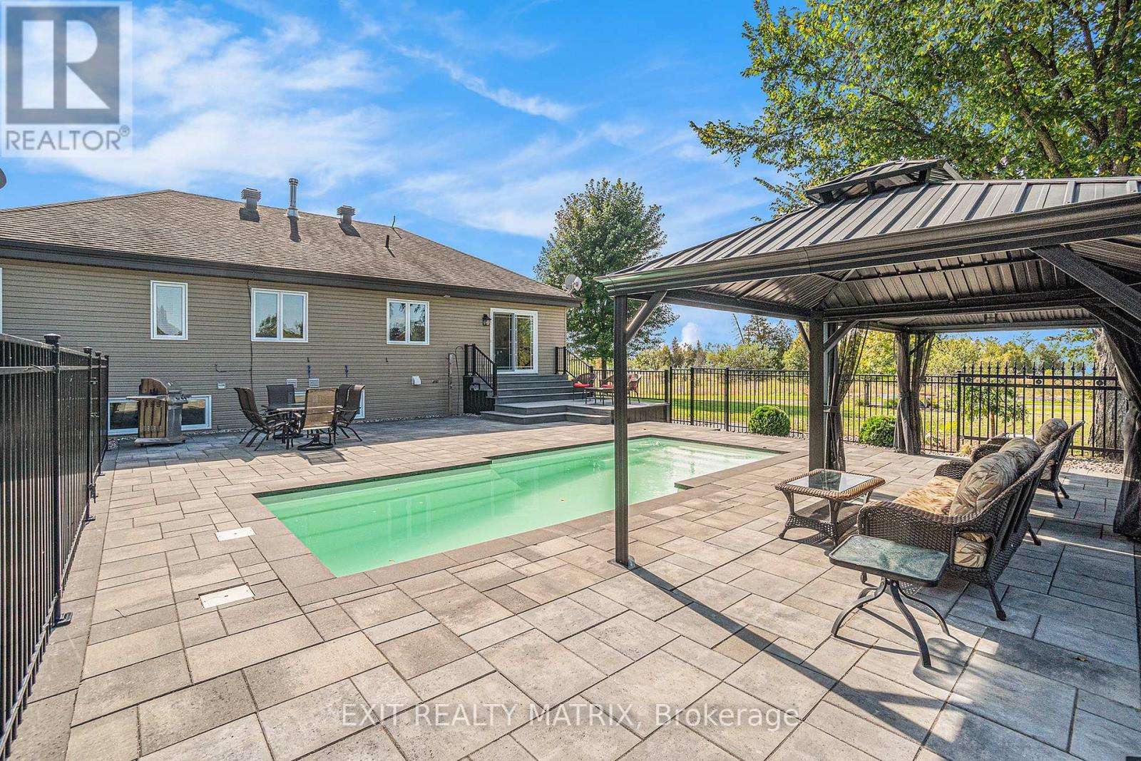 6560 County Rd 17 Road, Alfred And Plantagenet, Ontario  K0B 1L0 - Photo 22 - X12938742