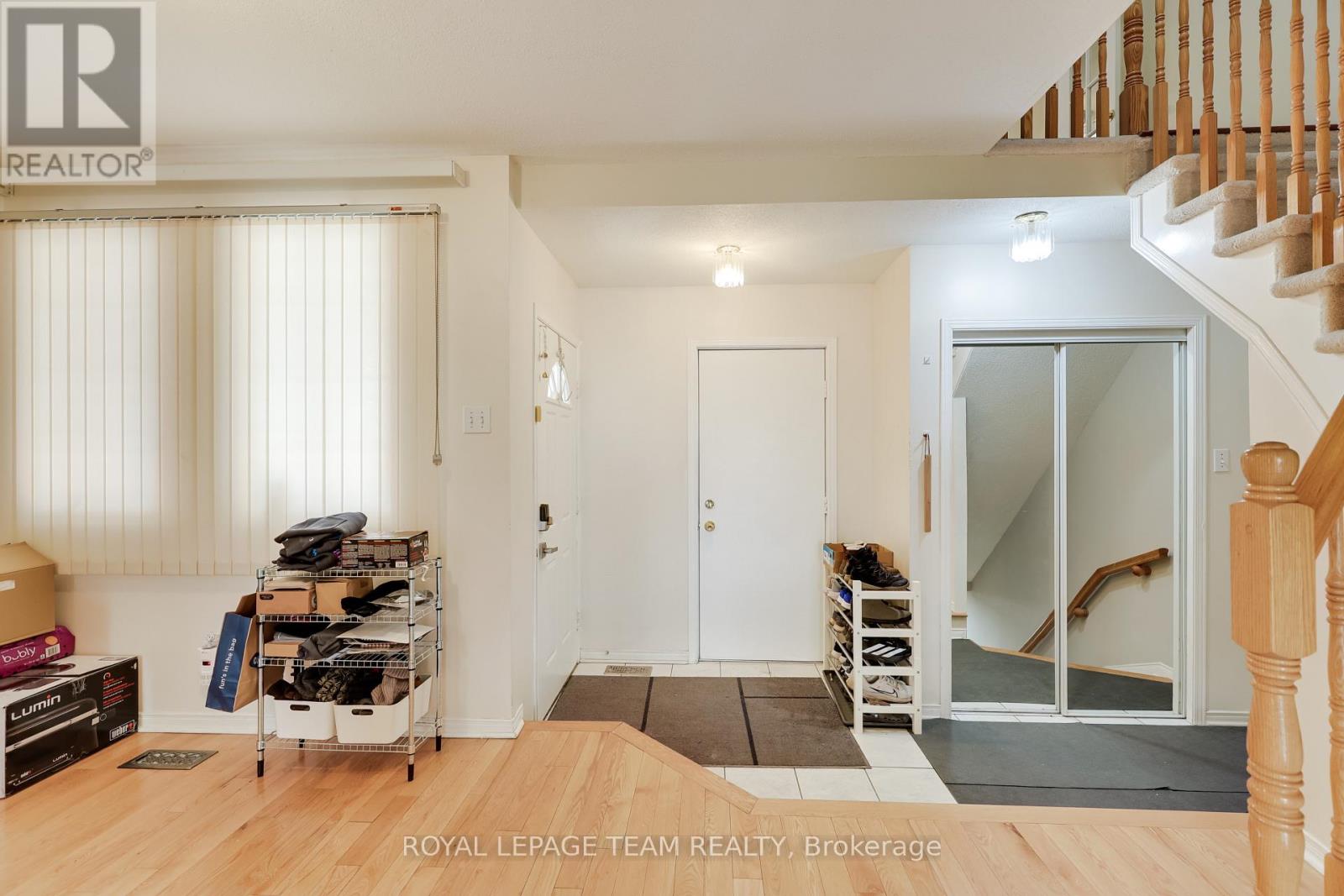 50 Windcrest Court, Ottawa, Ontario  K2T 1B5 - Photo 6 - X12938750