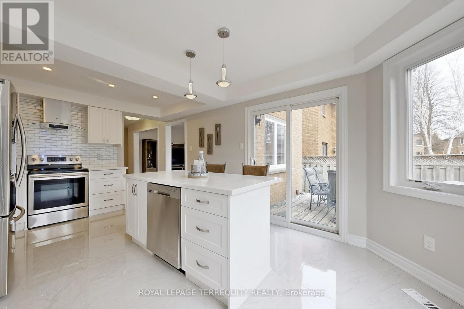 35 William Stephenson Drive, Whitby, Ontario  L1N 8J5 - Photo 18 - E12938494