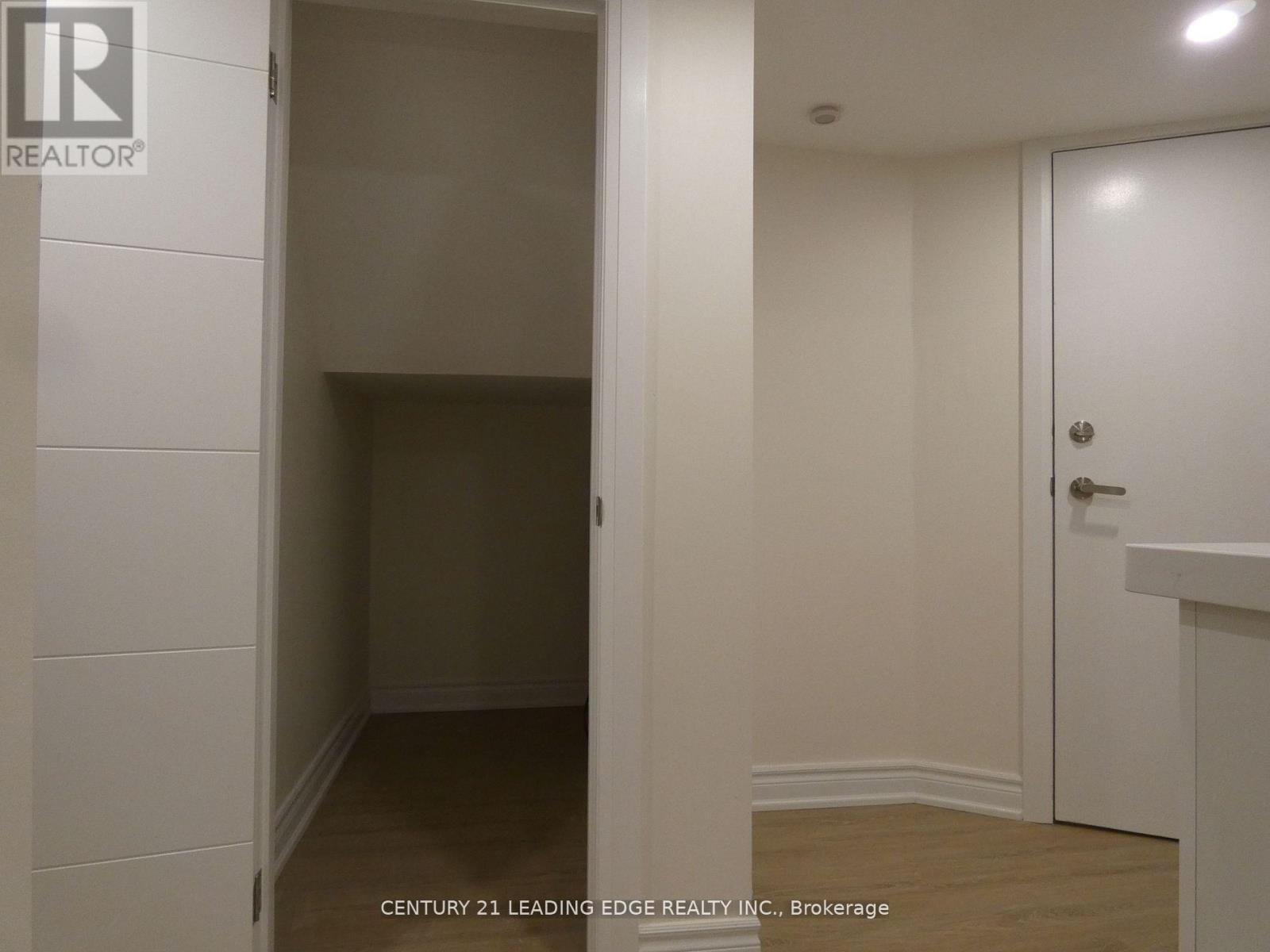 Lower - 26 Scotswood Road, Toronto, Ontario  M1R 3N2 - Photo 3 - E12938518