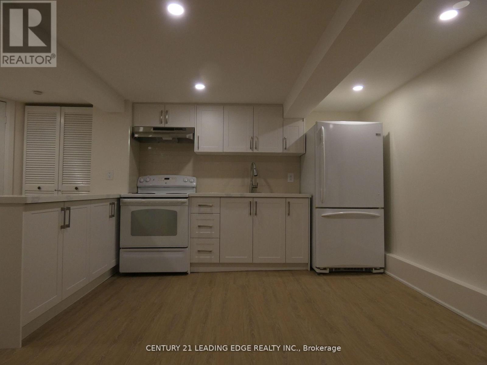 Lower - 26 Scotswood Road, Toronto, Ontario  M1R 3N2 - Photo 4 - E12938518