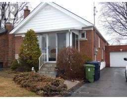 LOWER - 26 SCOTSWOOD ROAD, Toronto, Ontario