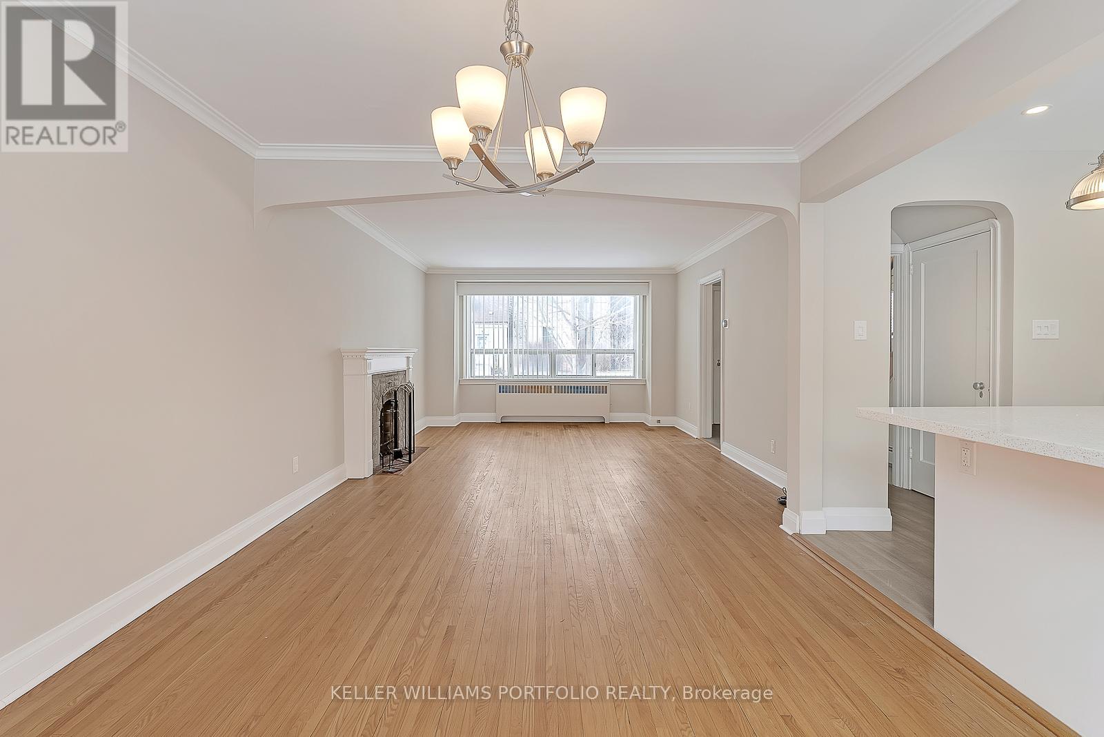 119 Parkview Hill Crescent, Toronto, Ontario  M4B 1R6 - Photo 15 - E12938546