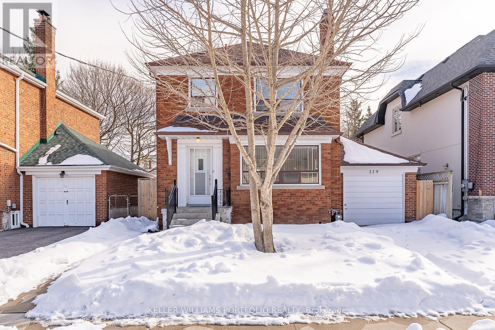 119 Parkview Hill Crescent, Toronto, Ontario  M4B 1R6 - Photo 2 - E12938546