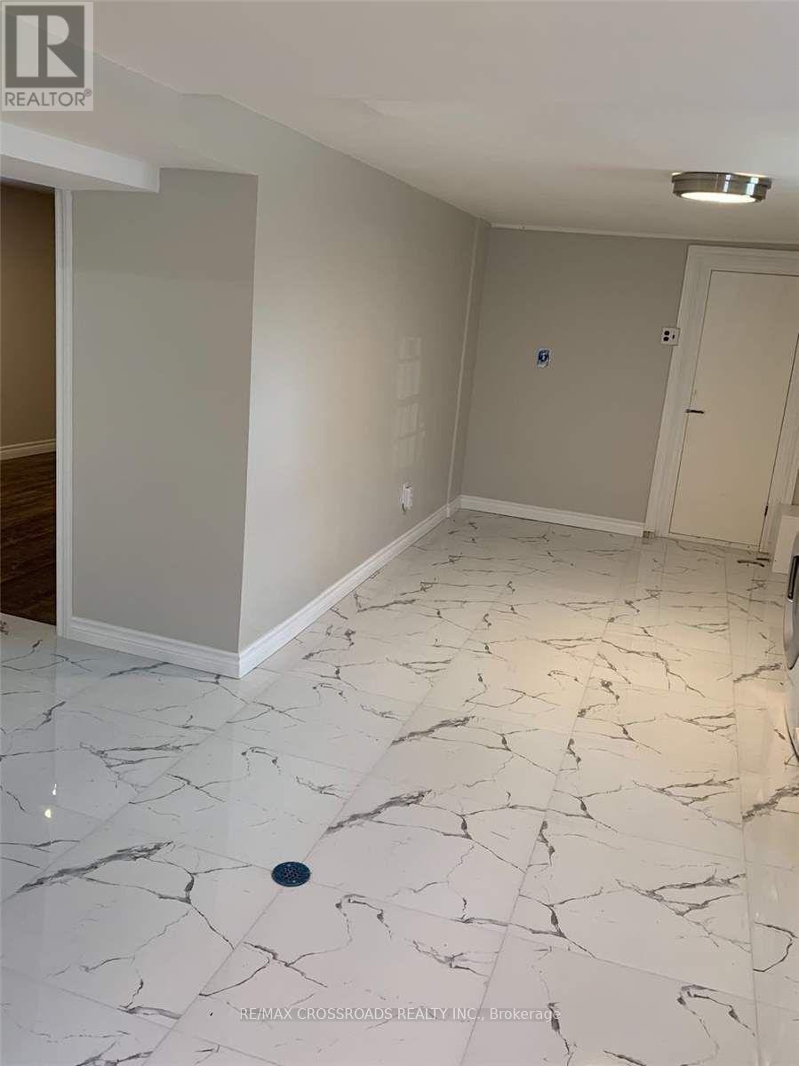 Bsmt - 16 Crosland Drive, Toronto, Ontario  M1R 4M8 - Photo 4 - E12938658