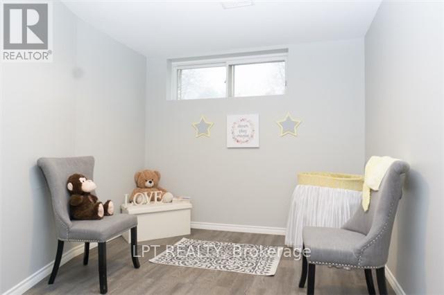 358 Adelaide Avenue S, Oshawa, Ontario  L1G 2A1 - Photo 3 - E12938670