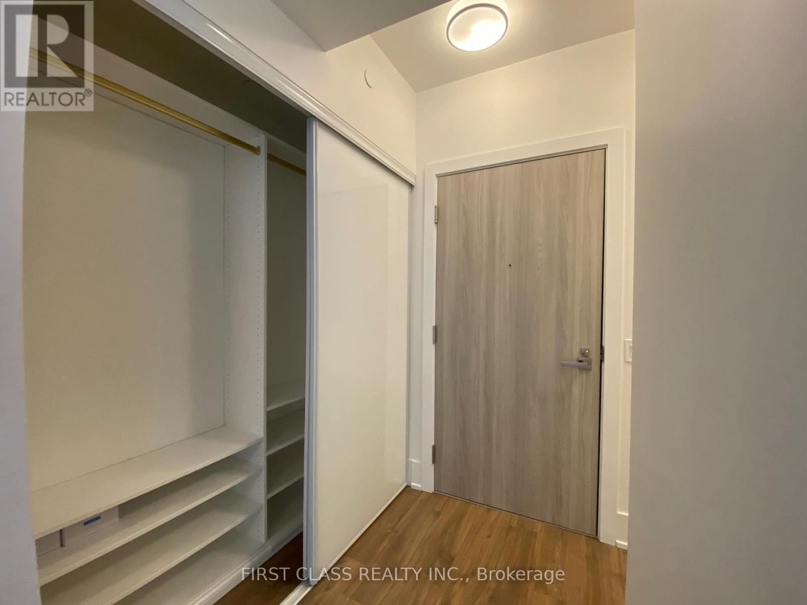 119 - 80 Vanauley Street, Toronto, Ontario  M5T 0C9 - Photo 10 - C12938734