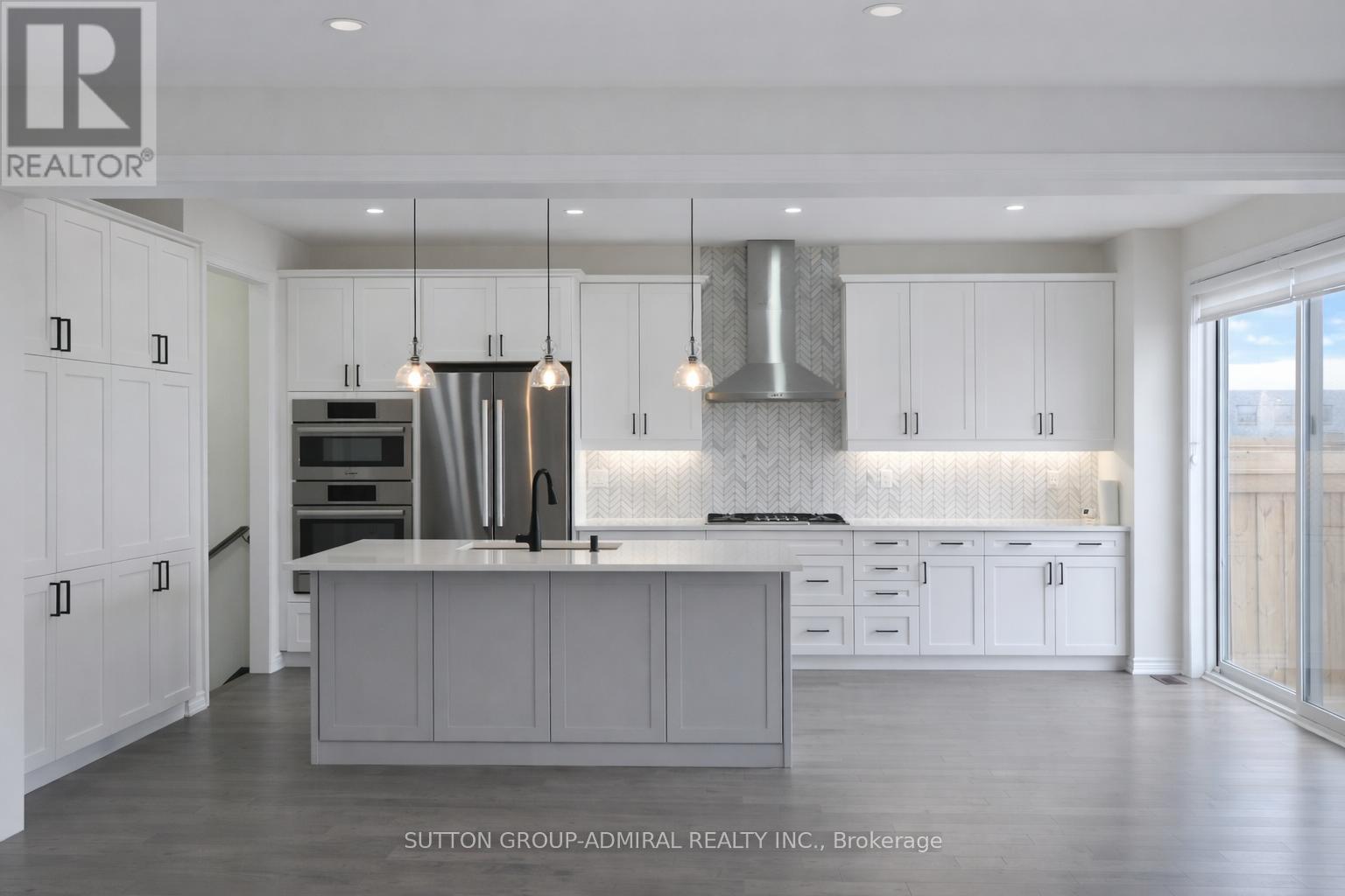 65 Barkerville Drive, Whitby, Ontario  L1P 0L8 - Photo 41 - E12936046