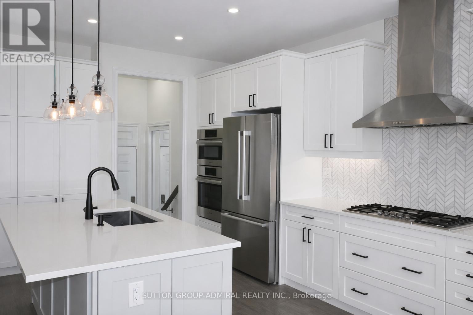 65 Barkerville Drive, Whitby, Ontario  L1P 0L8 - Photo 39 - E12936046