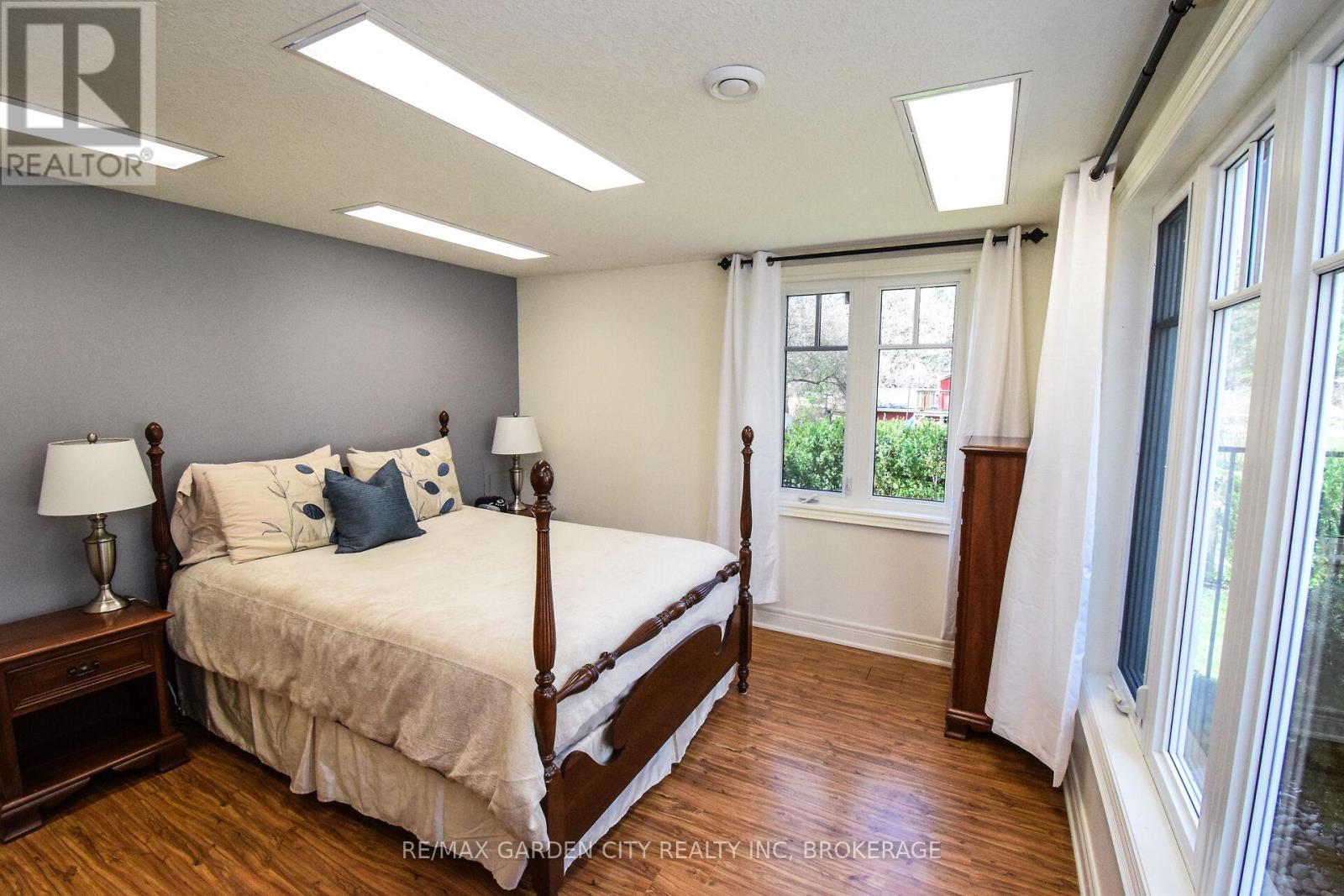 273 Canboro Road, Pelham, Ontario  L0S 1M0 - Photo 33 - X12938512