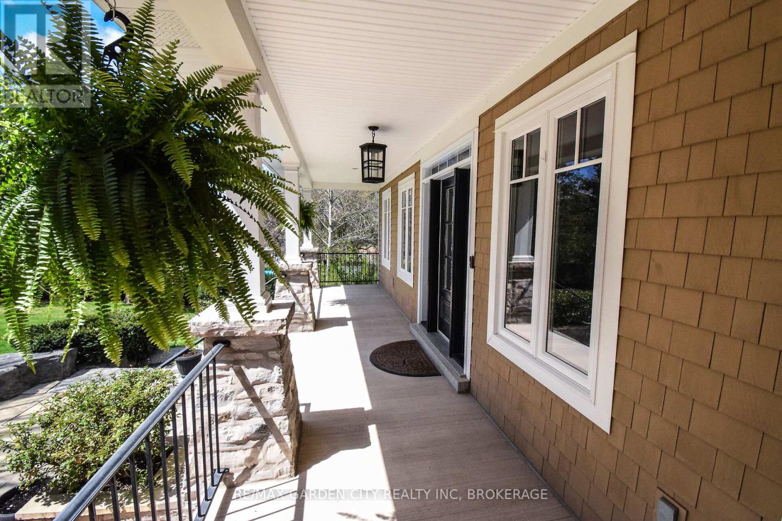 273 Canboro Road, Pelham, Ontario  L0S 1M0 - Photo 4 - X12938512