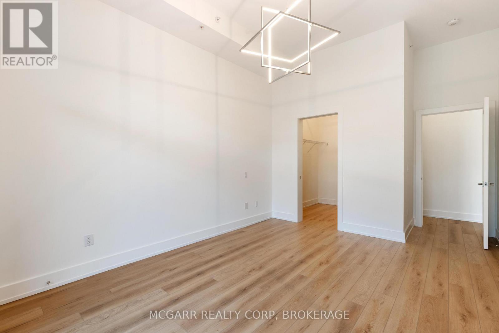 507 - 77 Yates Street, St. Catharines (Downtown), Ontario  L2R 5R7 - Photo 18 - X12938630