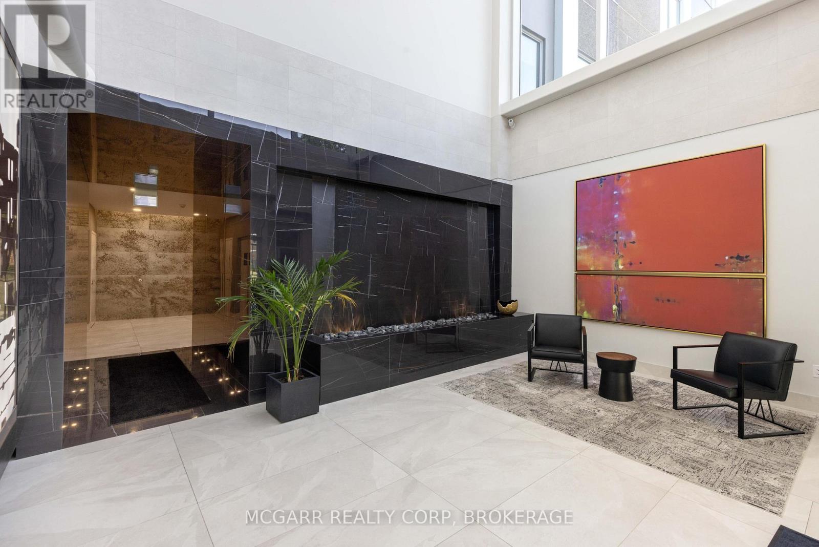 507 - 77 Yates Street, St. Catharines (Downtown), Ontario  L2R 5R7 - Photo 6 - X12938630