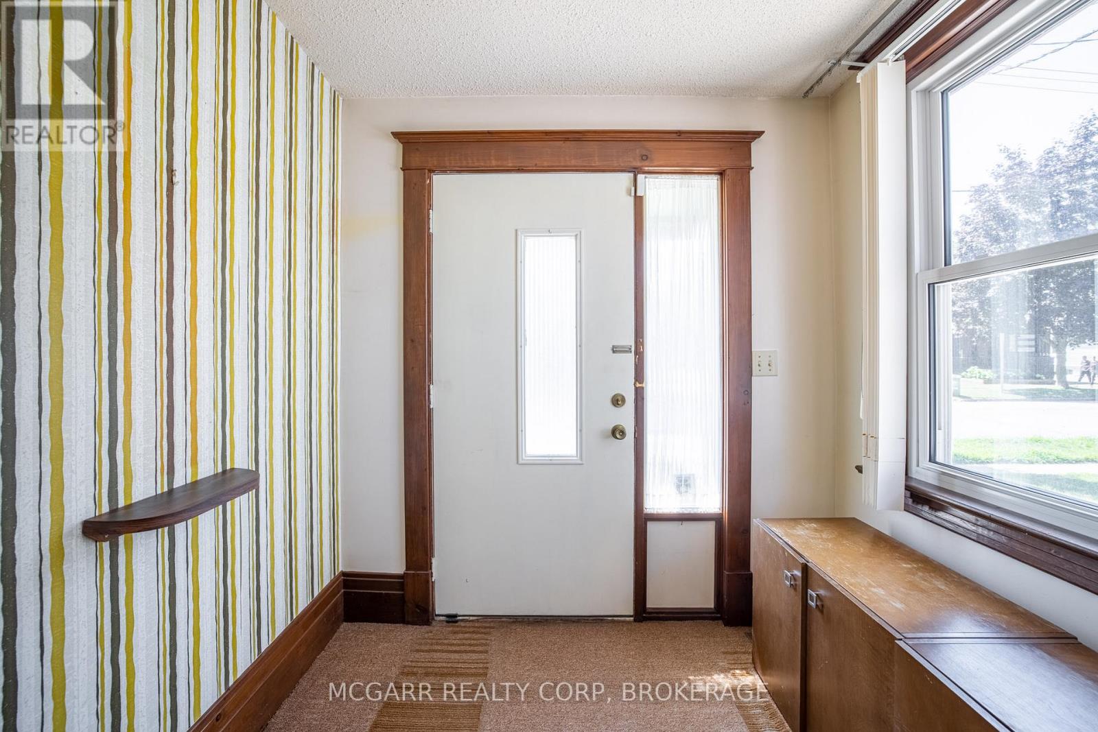 160 Main Street, St. Catharines (Port Dalhousie), Ontario  L2N 4V5 - Photo 4 - X12938656