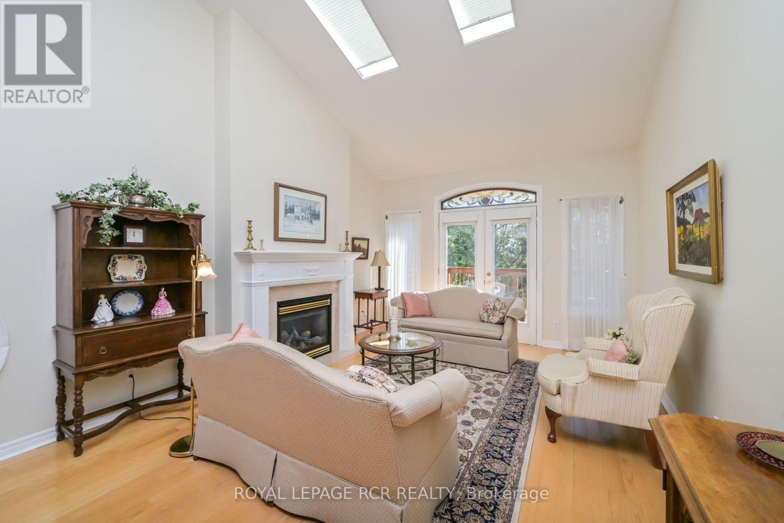 83 Bella Vista Trail, New Tecumseth, Ontario  L9R 2E2 - Photo 10 - N12938444