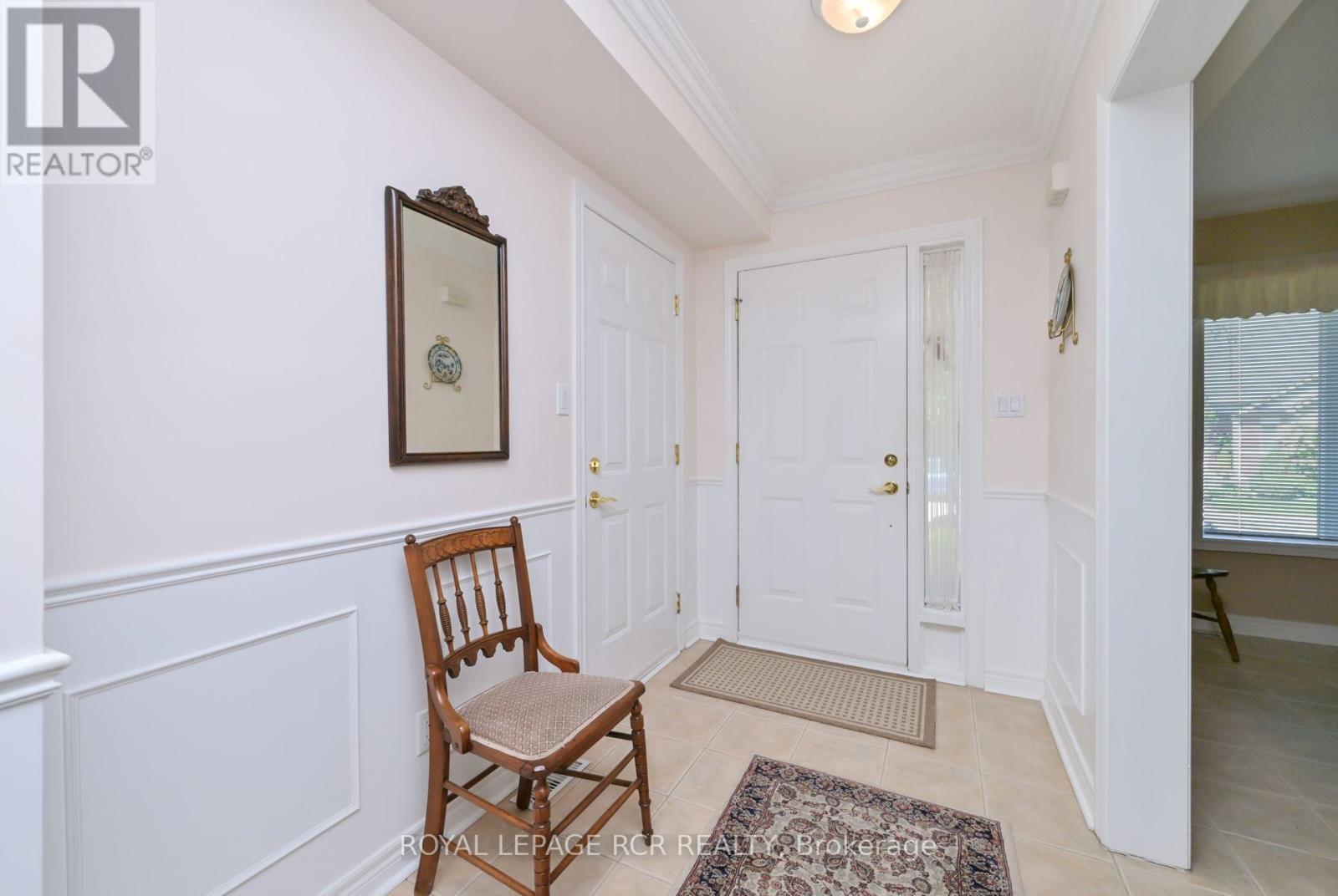 83 Bella Vista Trail, New Tecumseth, Ontario  L9R 2E2 - Photo 3 - N12938444