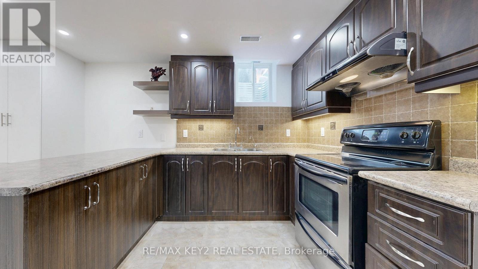 Bsmt - 54 Oakford Drive, Markham, Ontario  L6C 2Y8 - Photo 4 - N12938462