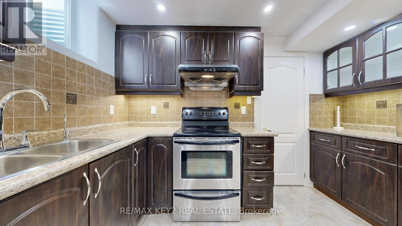 Bsmt - 54 Oakford Drive, Markham, Ontario  L6C 2Y8 - Photo 5 - N12938462