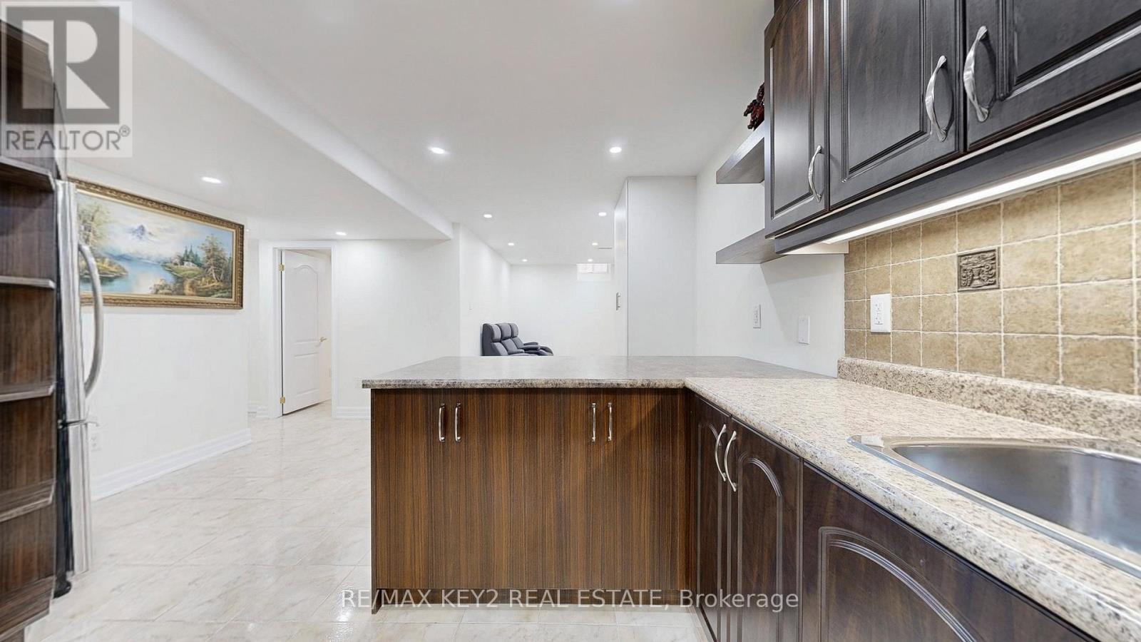 Bsmt - 54 Oakford Drive, Markham, Ontario  L6C 2Y8 - Photo 6 - N12938462