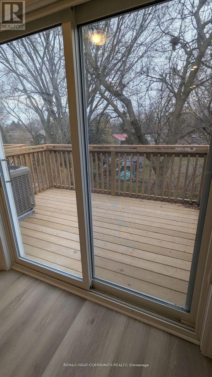 2nd Floor - 9 Biscayne Boulevard, Georgina, Ontario  L4P 2C4 - Photo 4 - N12938482