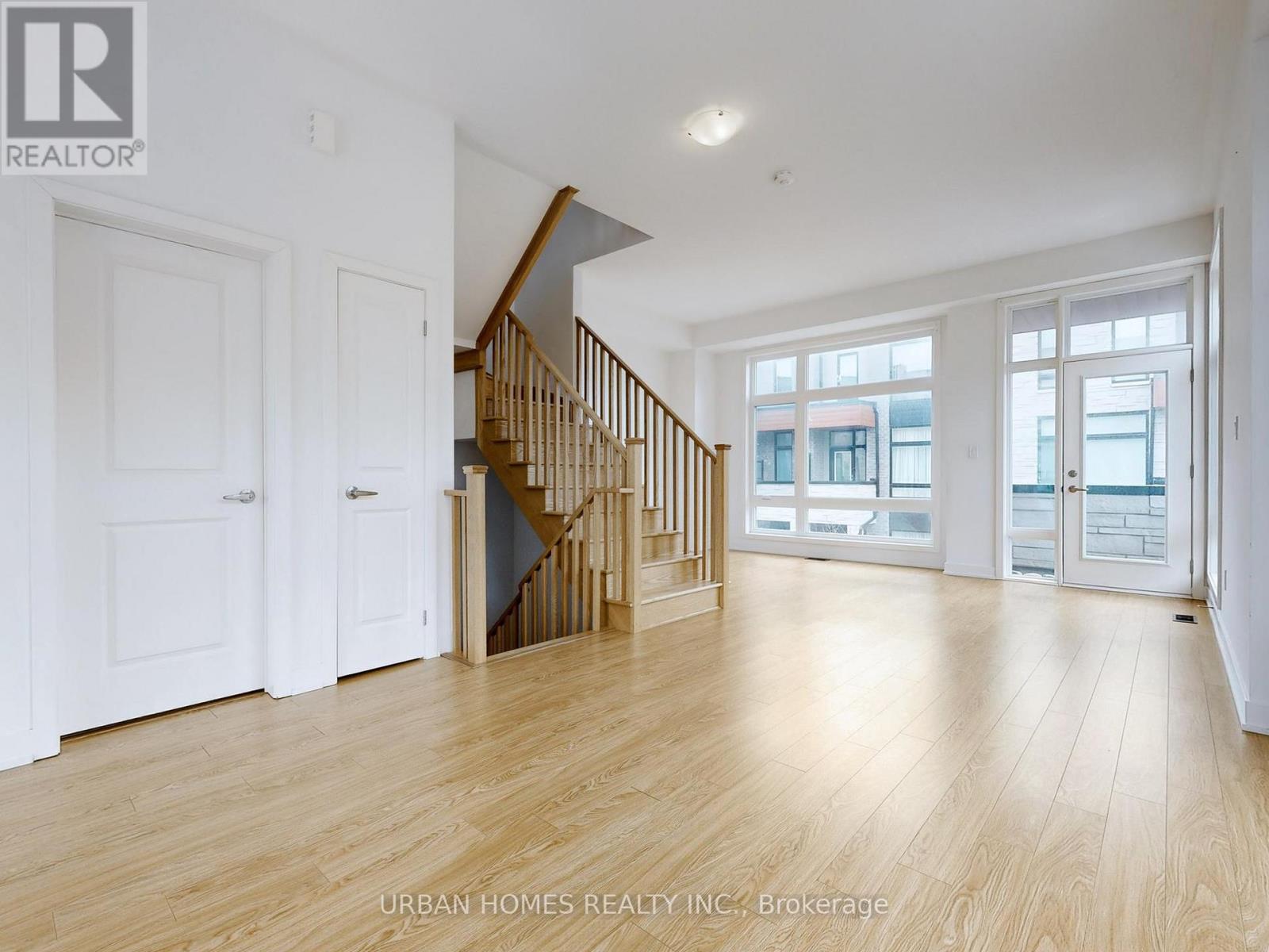 41 Gerussi Street, Vaughan, Ontario  L4H 4R7 - Photo 10 - N12938640