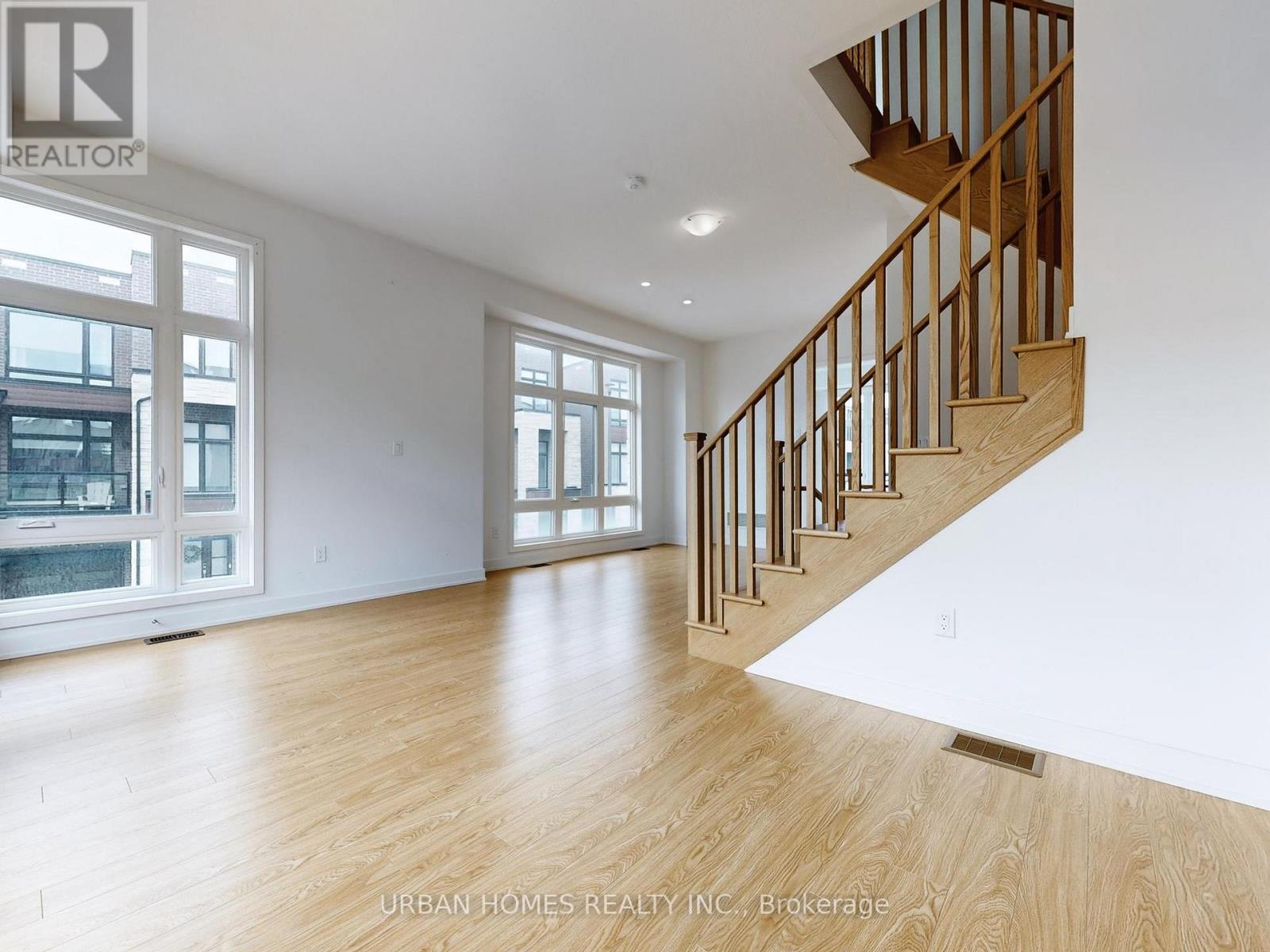 41 Gerussi Street, Vaughan, Ontario  L4H 4R7 - Photo 13 - N12938640