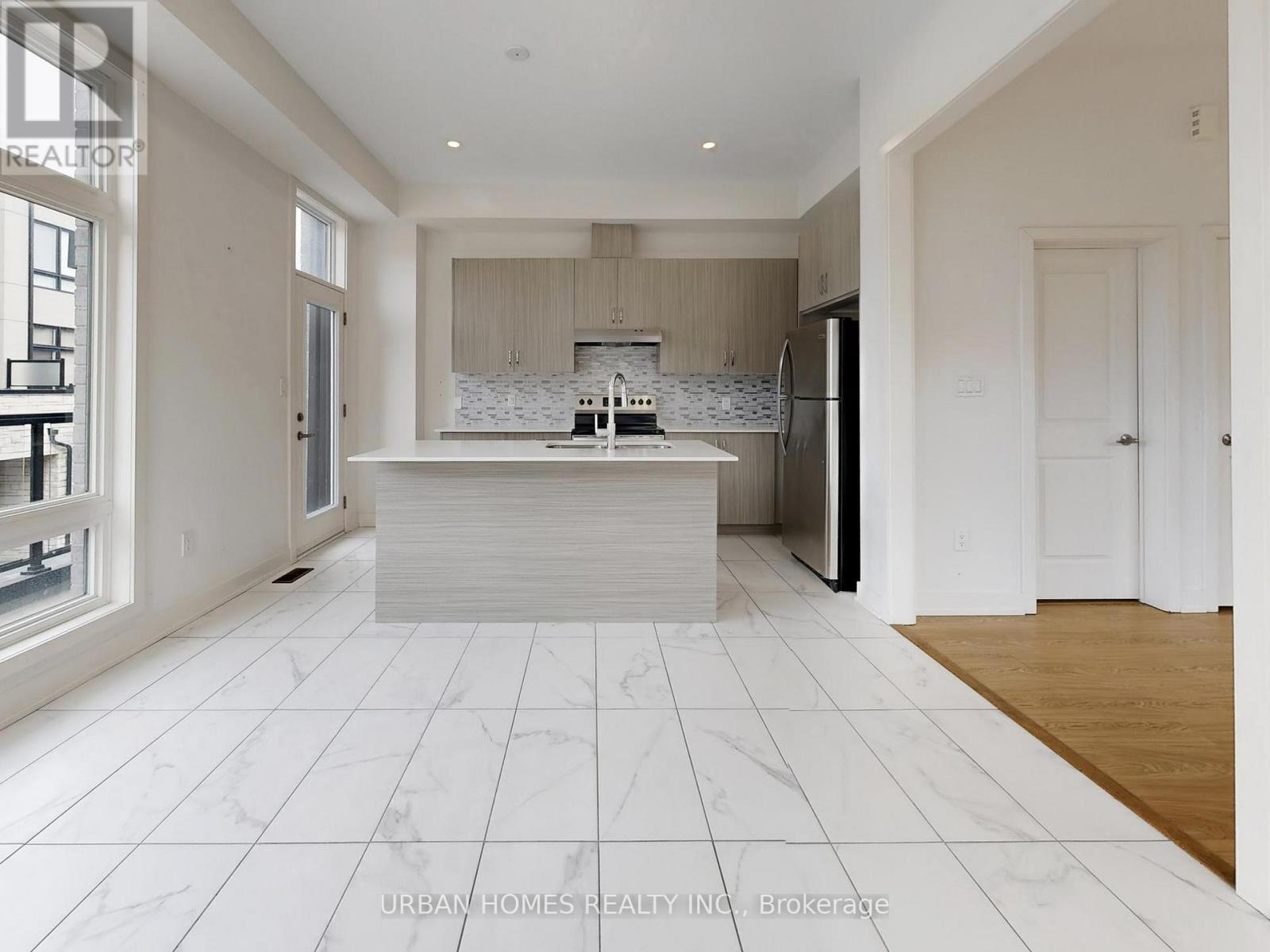 41 Gerussi Street, Vaughan, Ontario  L4H 4R7 - Photo 17 - N12938640