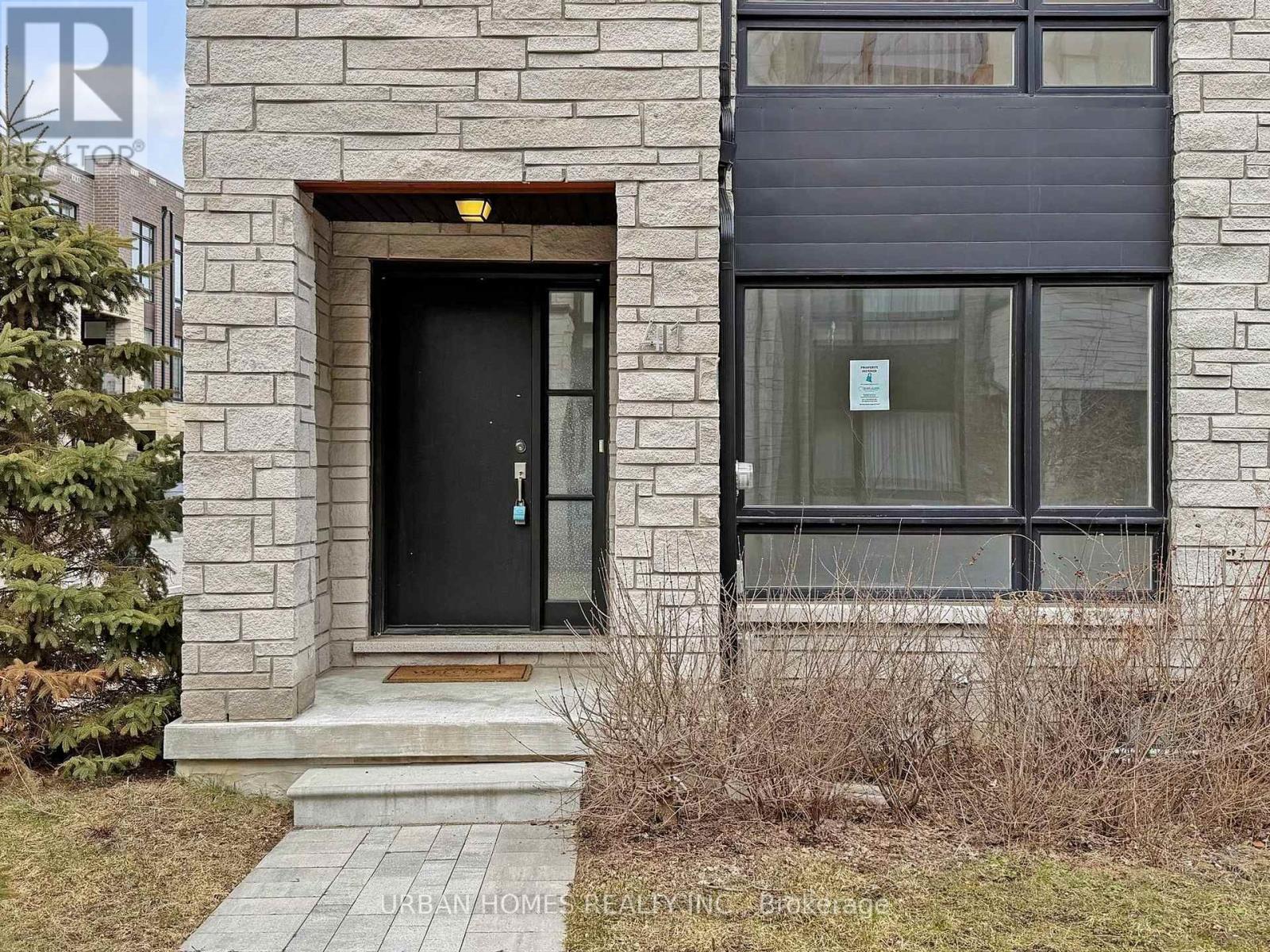 41 Gerussi Street, Vaughan, Ontario  L4H 4R7 - Photo 3 - N12938640