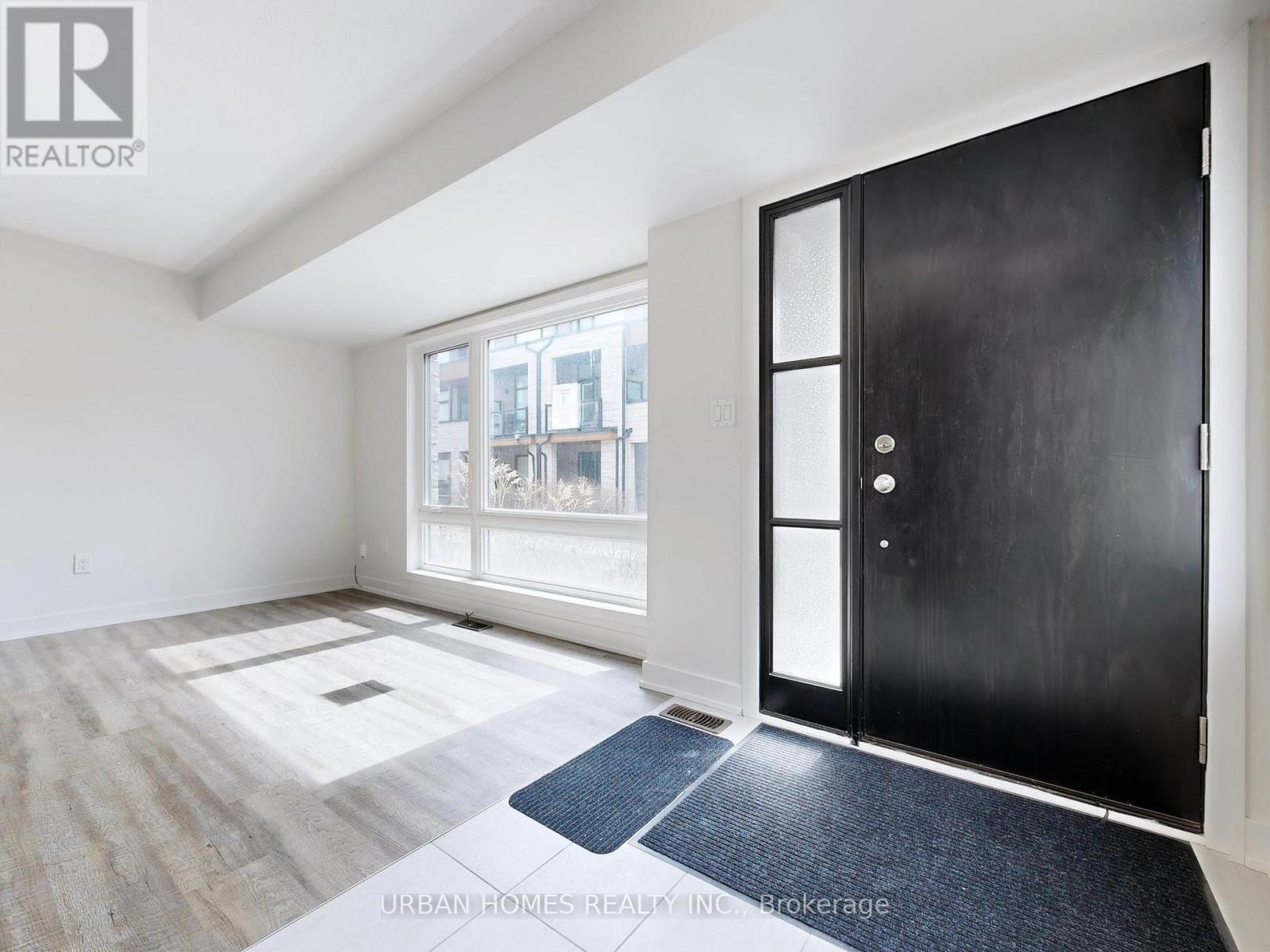 41 Gerussi Street, Vaughan, Ontario  L4H 4R7 - Photo 4 - N12938640