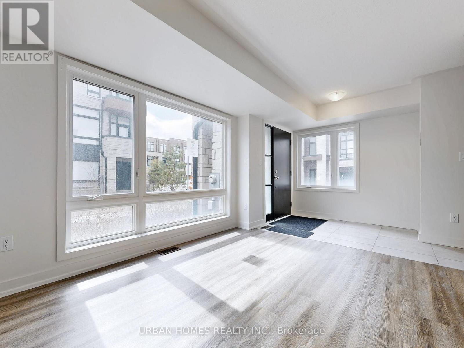 41 Gerussi Street, Vaughan, Ontario  L4H 4R7 - Photo 6 - N12938640