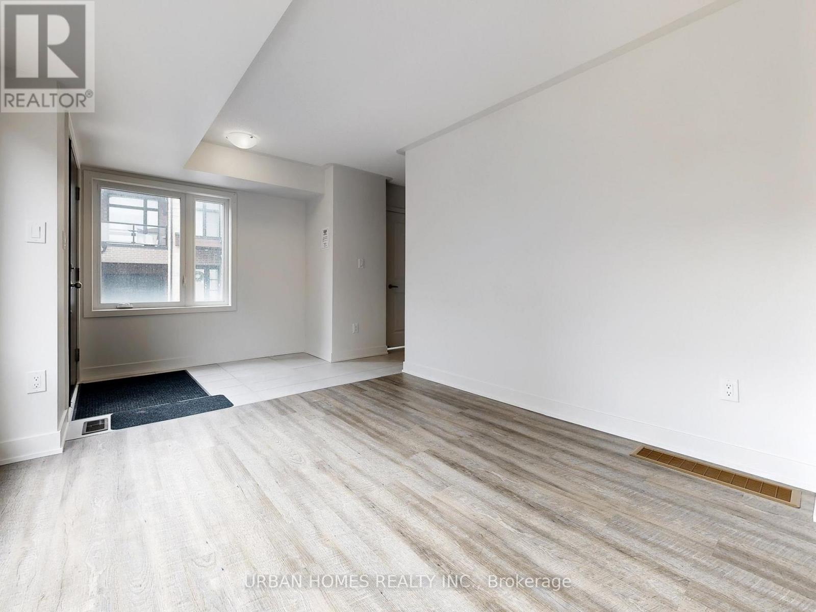 41 Gerussi Street, Vaughan, Ontario  L4H 4R7 - Photo 7 - N12938640