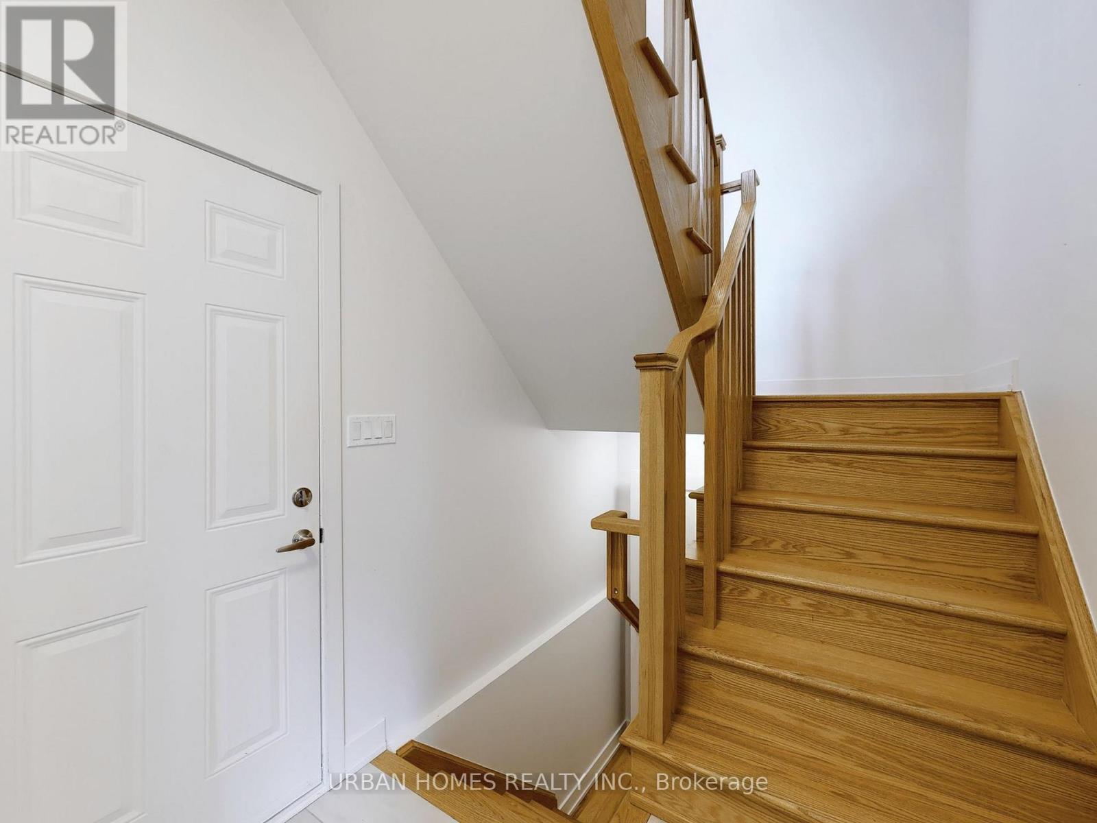 41 Gerussi Street, Vaughan, Ontario  L4H 4R7 - Photo 9 - N12938640