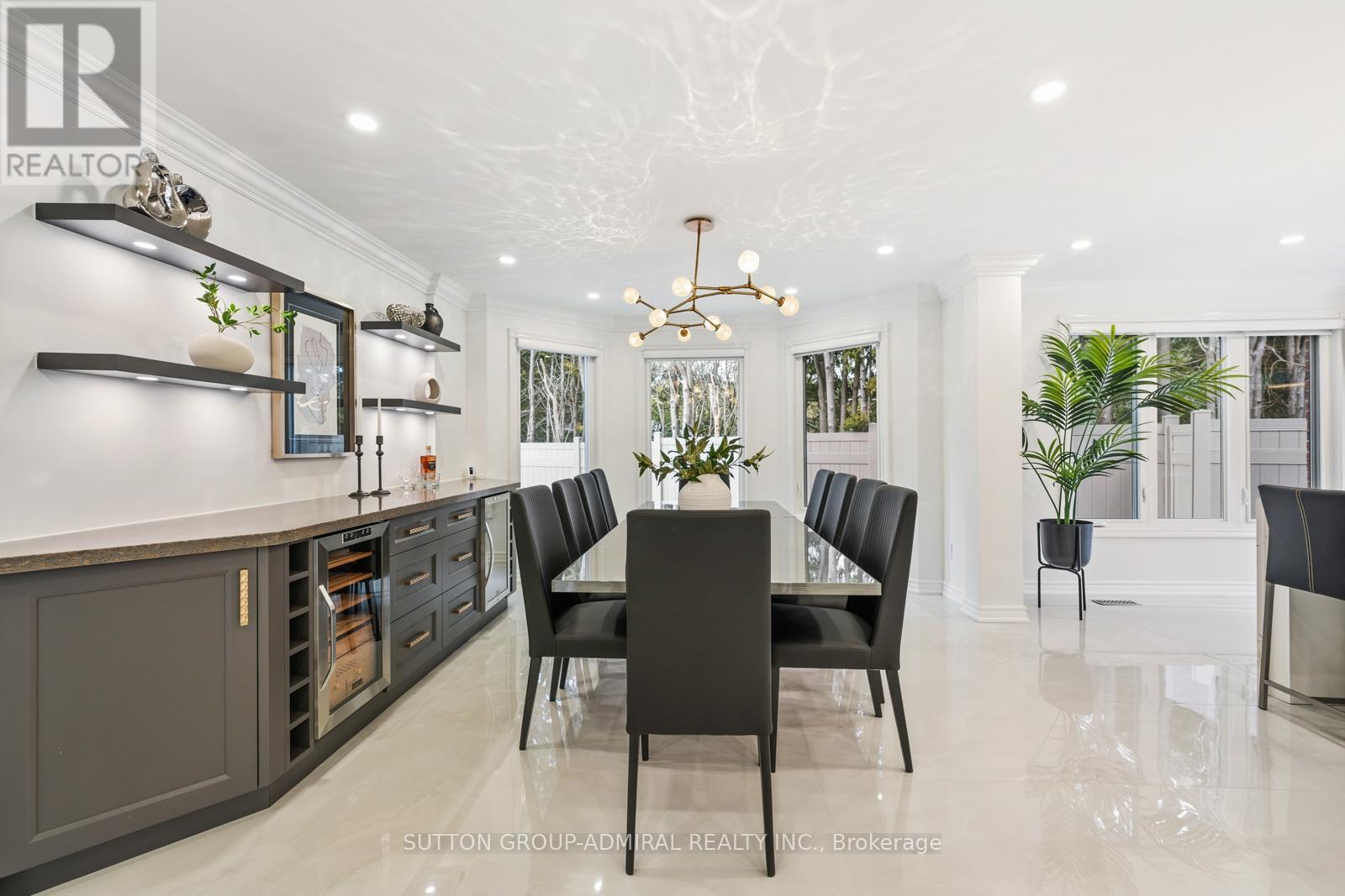 8 Beaufort Hills Road, Richmond Hill, Ontario  L4E 2N5 - Photo 11 - N12938672