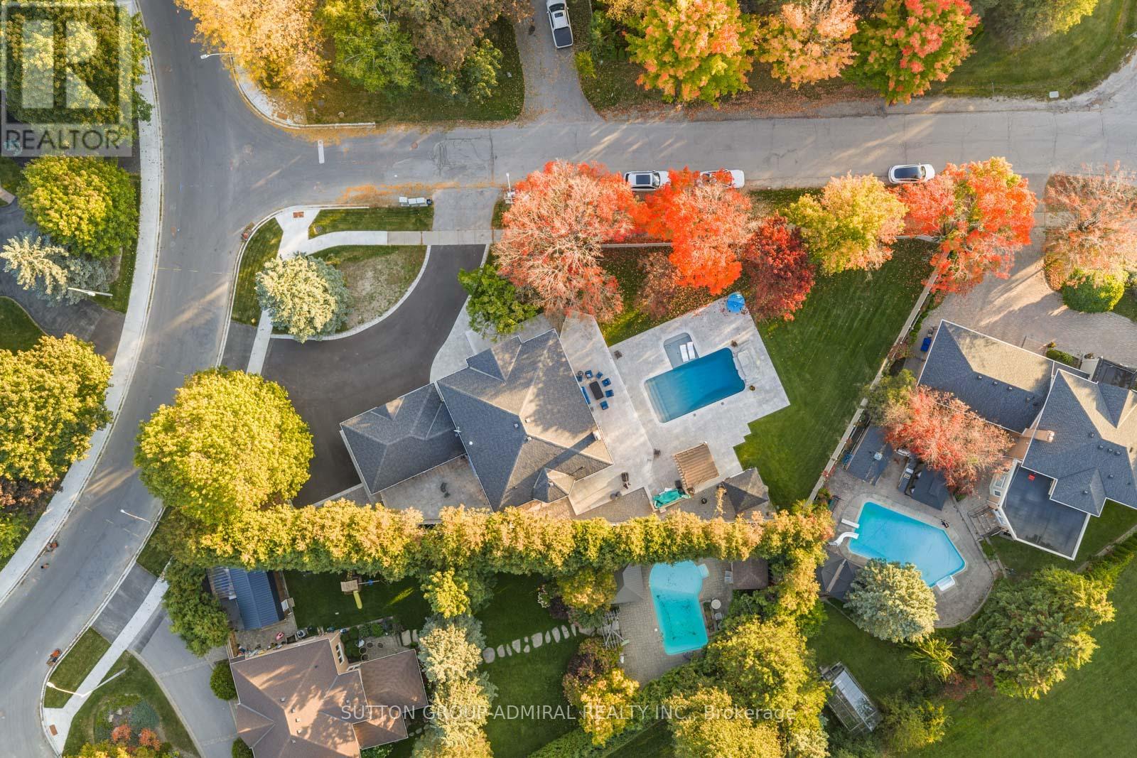 8 Beaufort Hills Road, Richmond Hill, Ontario  L4E 2N5 - Photo 46 - N12938672