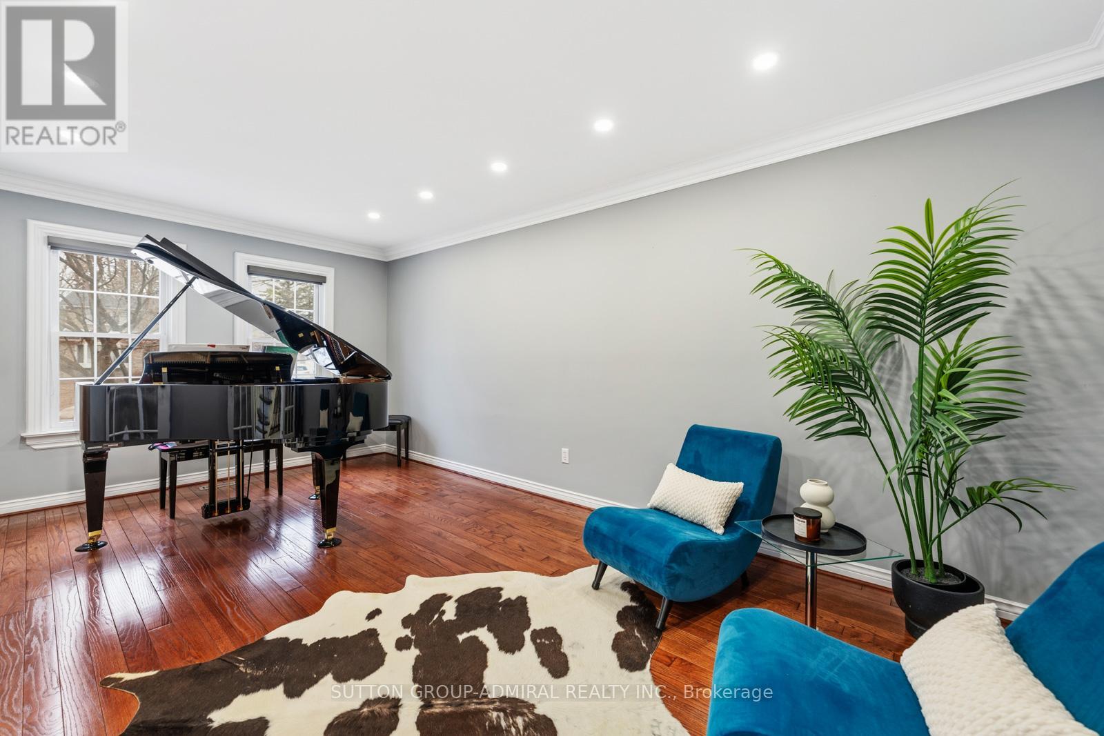 8 Beaufort Hills Road, Richmond Hill, Ontario  L4E 2N5 - Photo 6 - N12938672