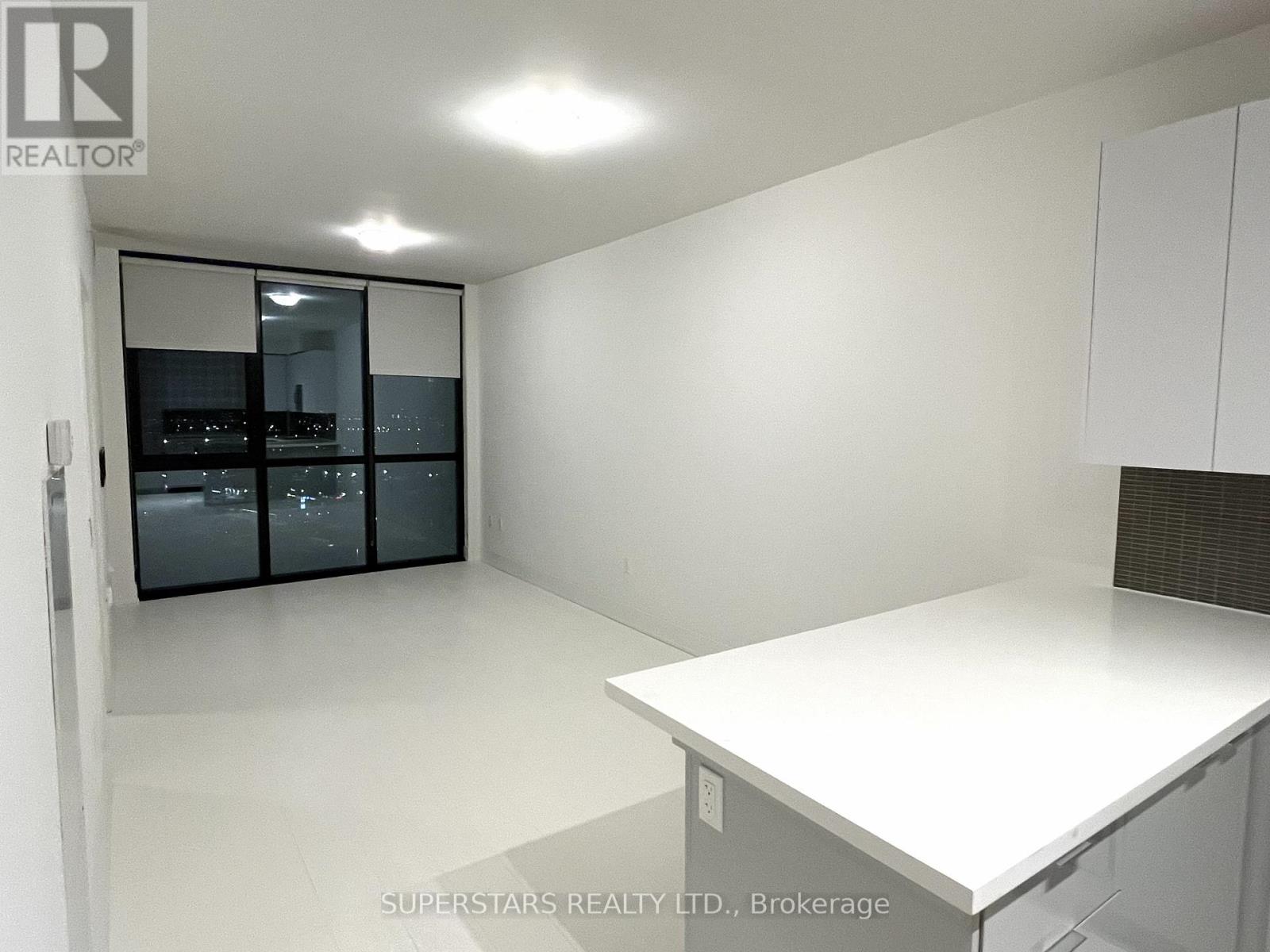 1610 - 2916 Highway 7 Road, Vaughan, Ontario  L4K 0K6 - Photo 10 - N12938686