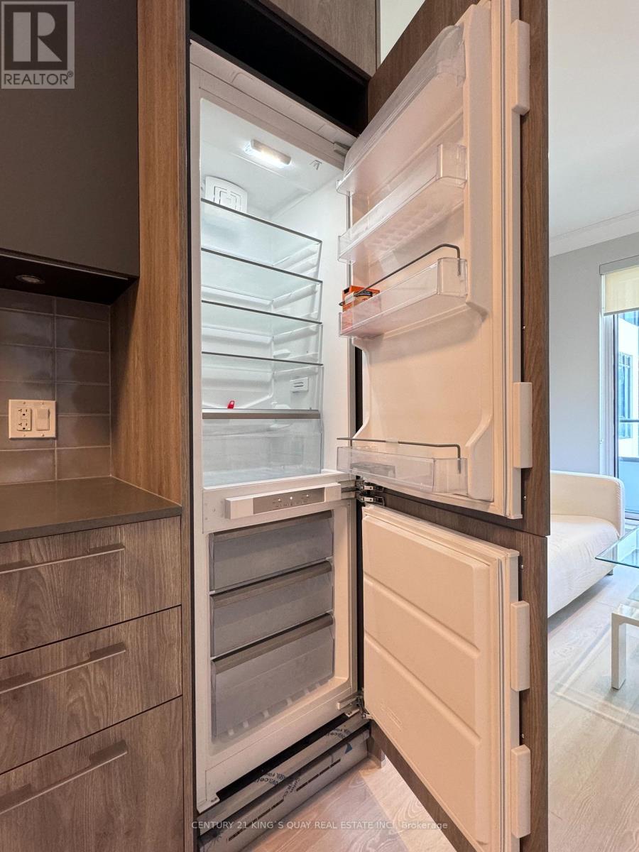 531 - 38 Water Walk Drive, Markham, Ontario  L3R 6M8 - Photo 11 - N12938708