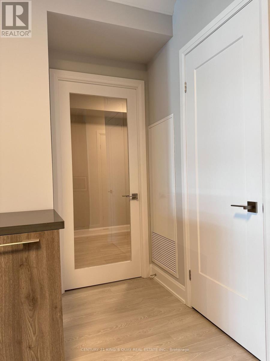 531 - 38 Water Walk Drive, Markham, Ontario  L3R 6M8 - Photo 18 - N12938708