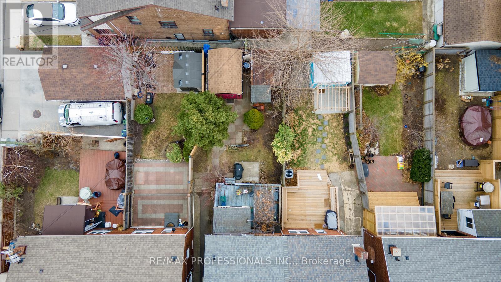 857 Windermere Avenue, Toronto, Ontario  M6S 3M5 - Photo 14 - W12915900