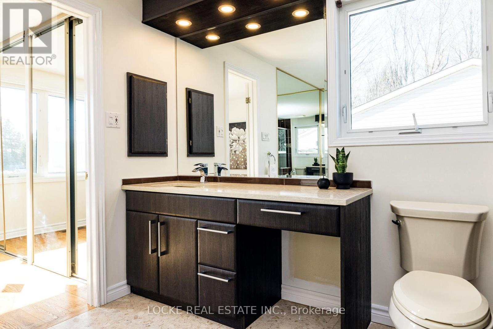 1404 Forest Valley Drive, Ottawa, Ontario  K1C 5M8 - Photo 27 - X12937514