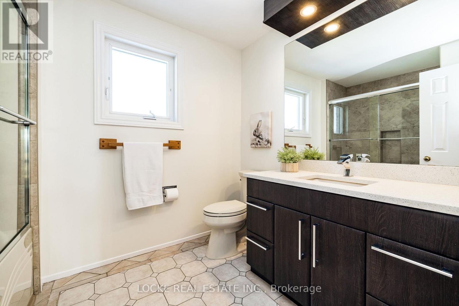 1404 Forest Valley Drive, Ottawa, Ontario  K1C 5M8 - Photo 32 - X12937514