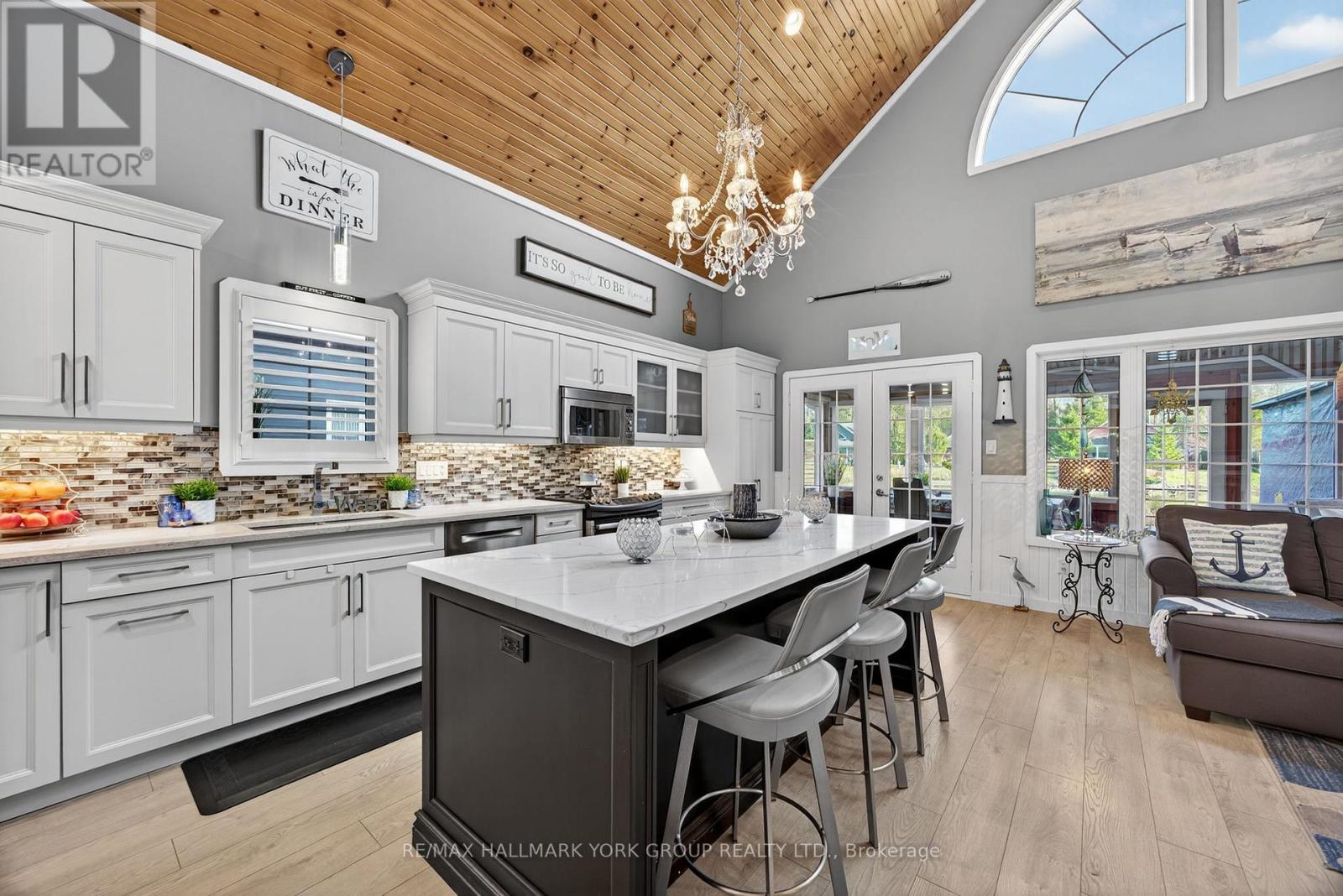 41 Madawaska Trail, Wasaga Beach, Ontario  L9Z 1X7 - Photo 5 - S12938556