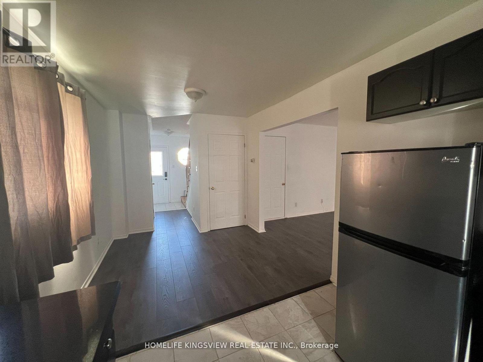 1 Charleson Drive, Barrie, Ontario  L4N 8N5 - Photo 13 - S12938706